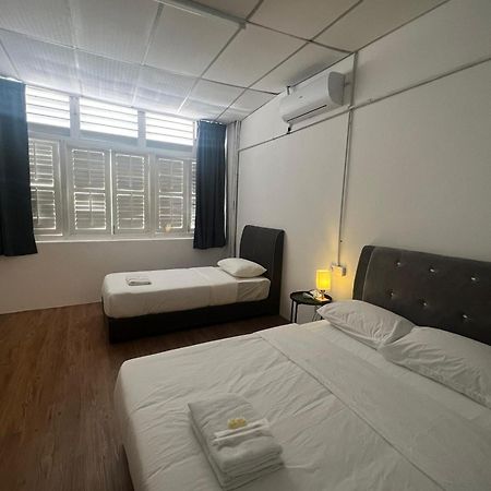 Aayu Seckchuan George Town Penang Hostel Ngoại thất bức ảnh